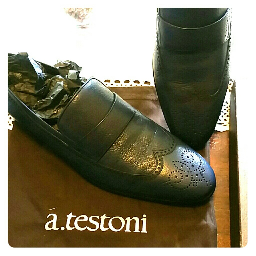 a.Testoni dark blue leather shoes Half off